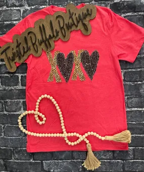 {100% WILD LOVE} Appliqued Leopard   Black Sequins Red V-Neck Tee