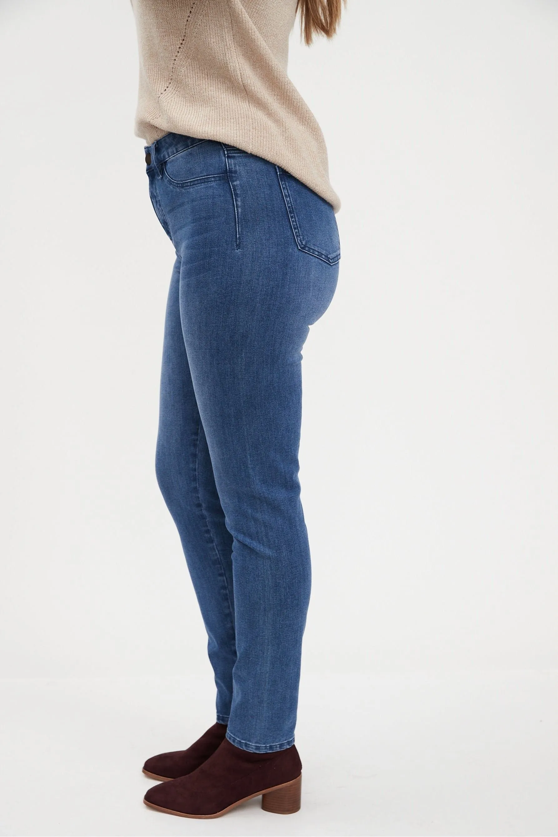 FDJ Olivia Seamless Stretch Jean - Style 2337902