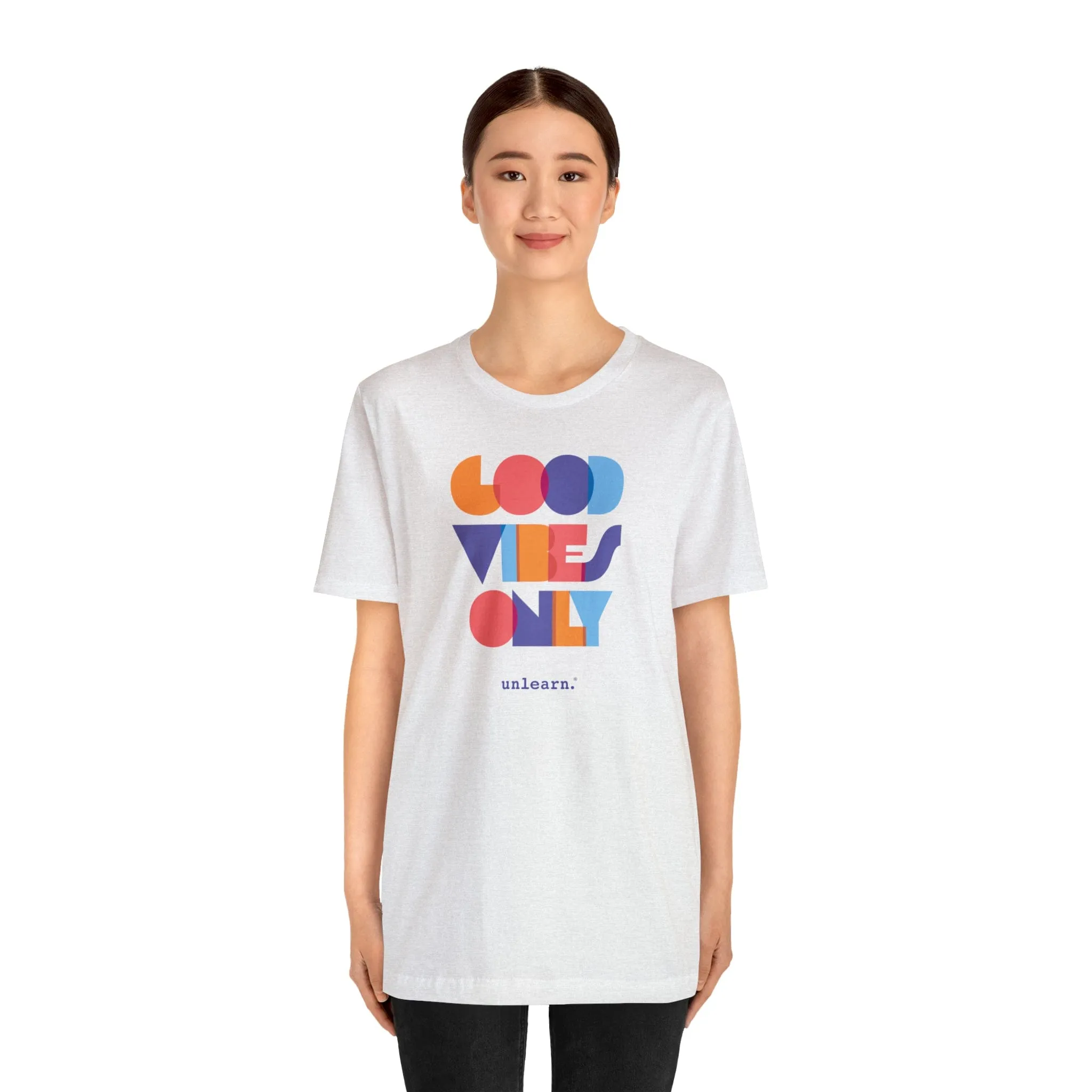 Good Vibes Only - Relaxed Fit T-shirt