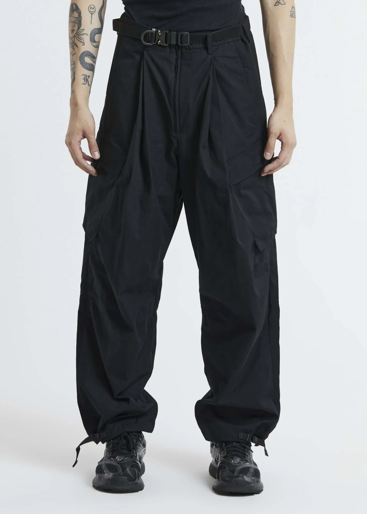 Pleated Cargos Trousers