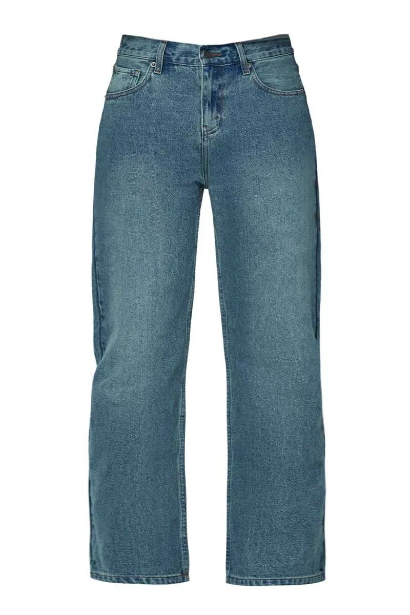 WOMENS STRAIGHT JEANS-MID WASH INDIGO